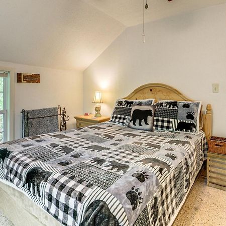 Bryson City Cottage With Hot Tub And Waterfall Views! Extérieur photo