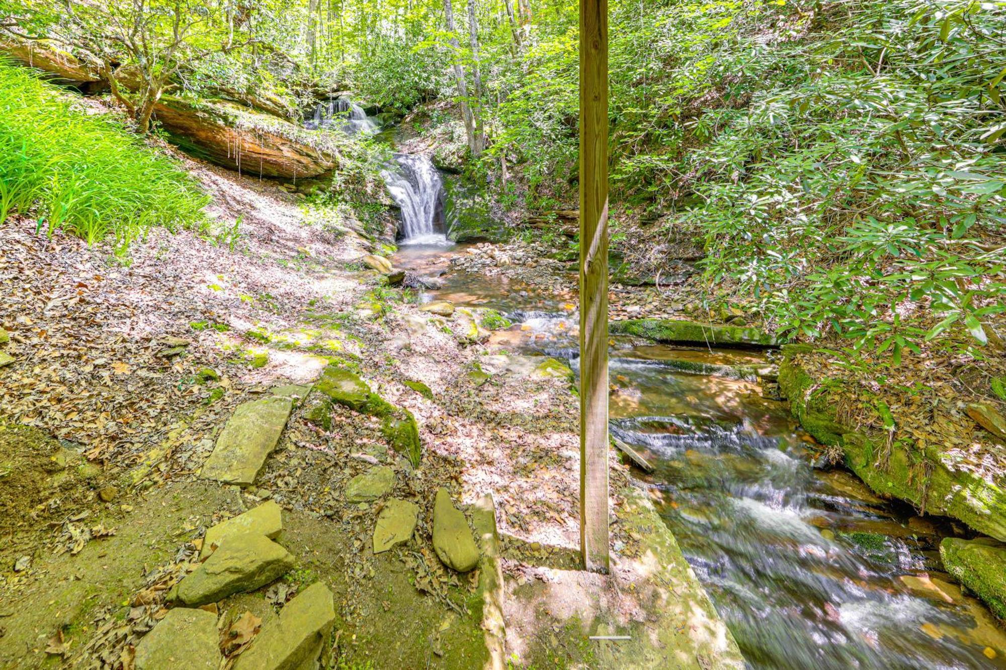 Bryson City Cottage With Hot Tub And Waterfall Views! Extérieur photo