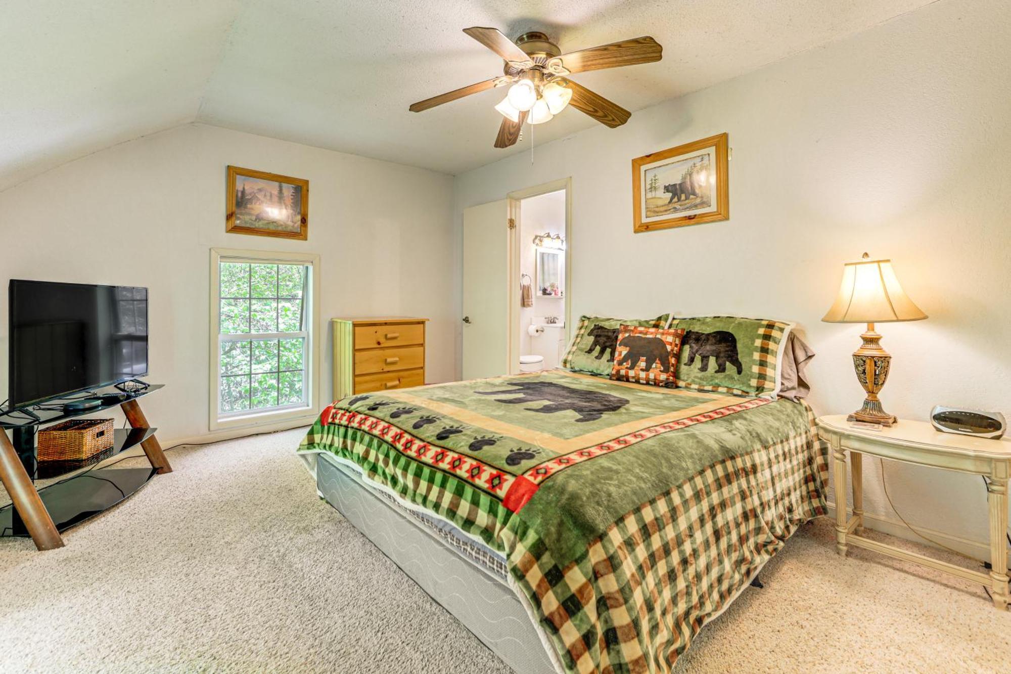 Bryson City Cottage With Hot Tub And Waterfall Views! Extérieur photo