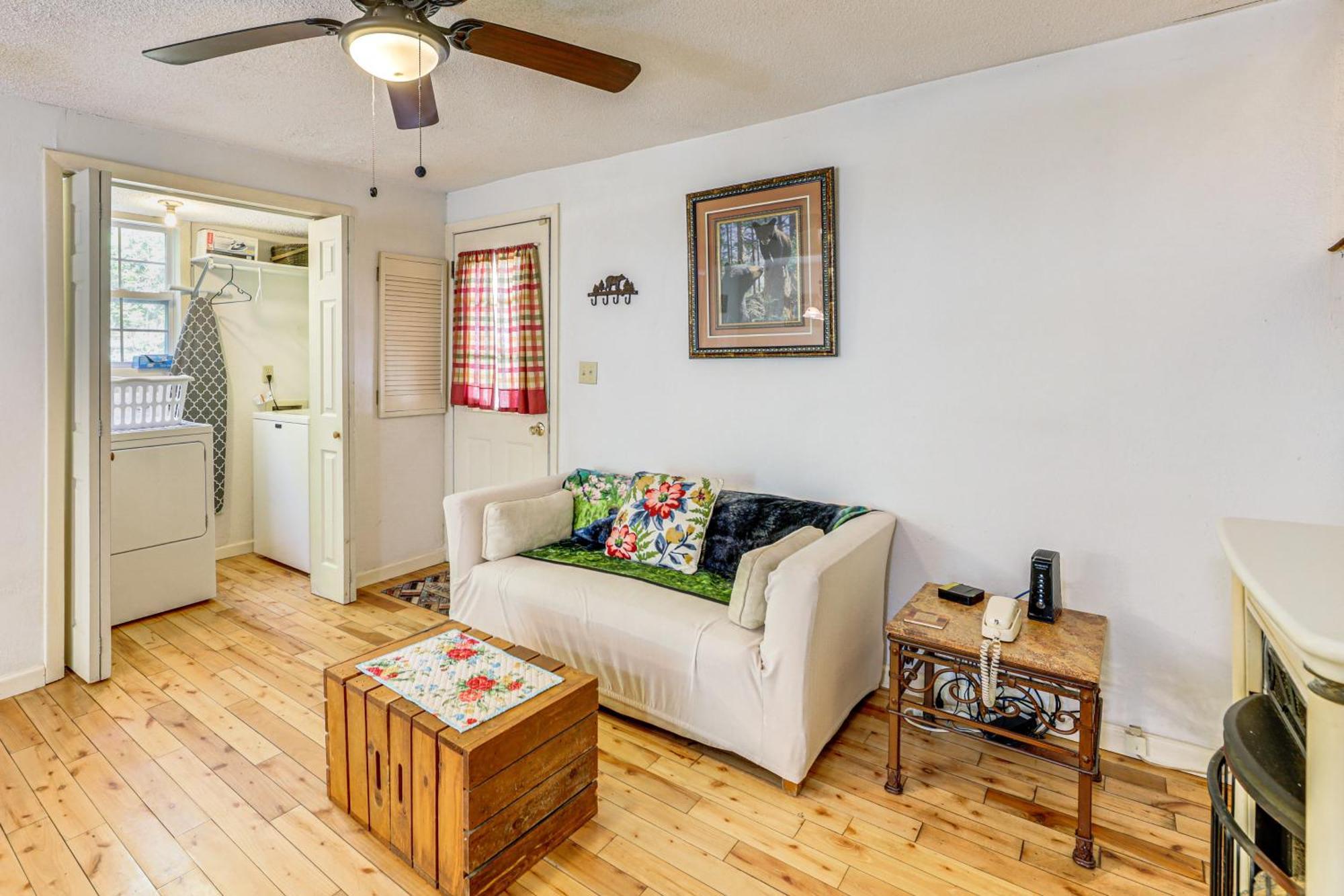Bryson City Cottage With Hot Tub And Waterfall Views! Extérieur photo